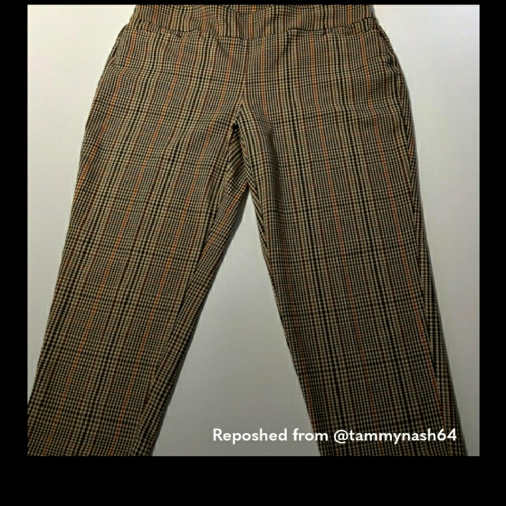 Atyre size 20W pull on crop ankle tapered, leg pants brown, and black‎ plaid